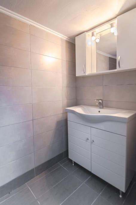 Downtown Petralona Apartment Athena Bagian luar foto